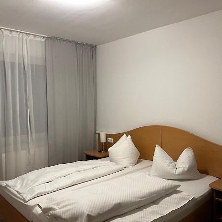 Hotel&Restaurant Rosenhof Bergen  Buitenkant foto