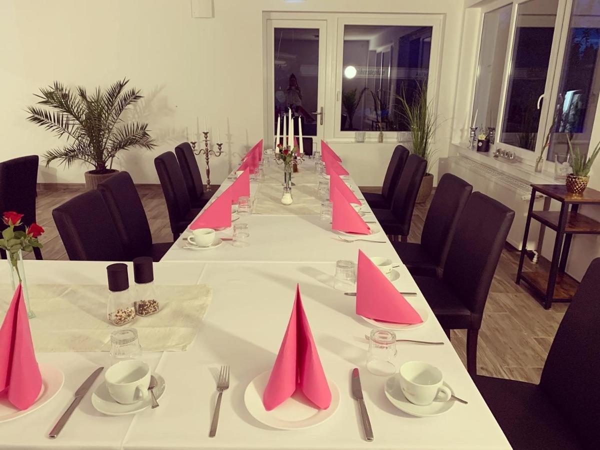 Hotel&Restaurant Rosenhof Bergen  Buitenkant foto