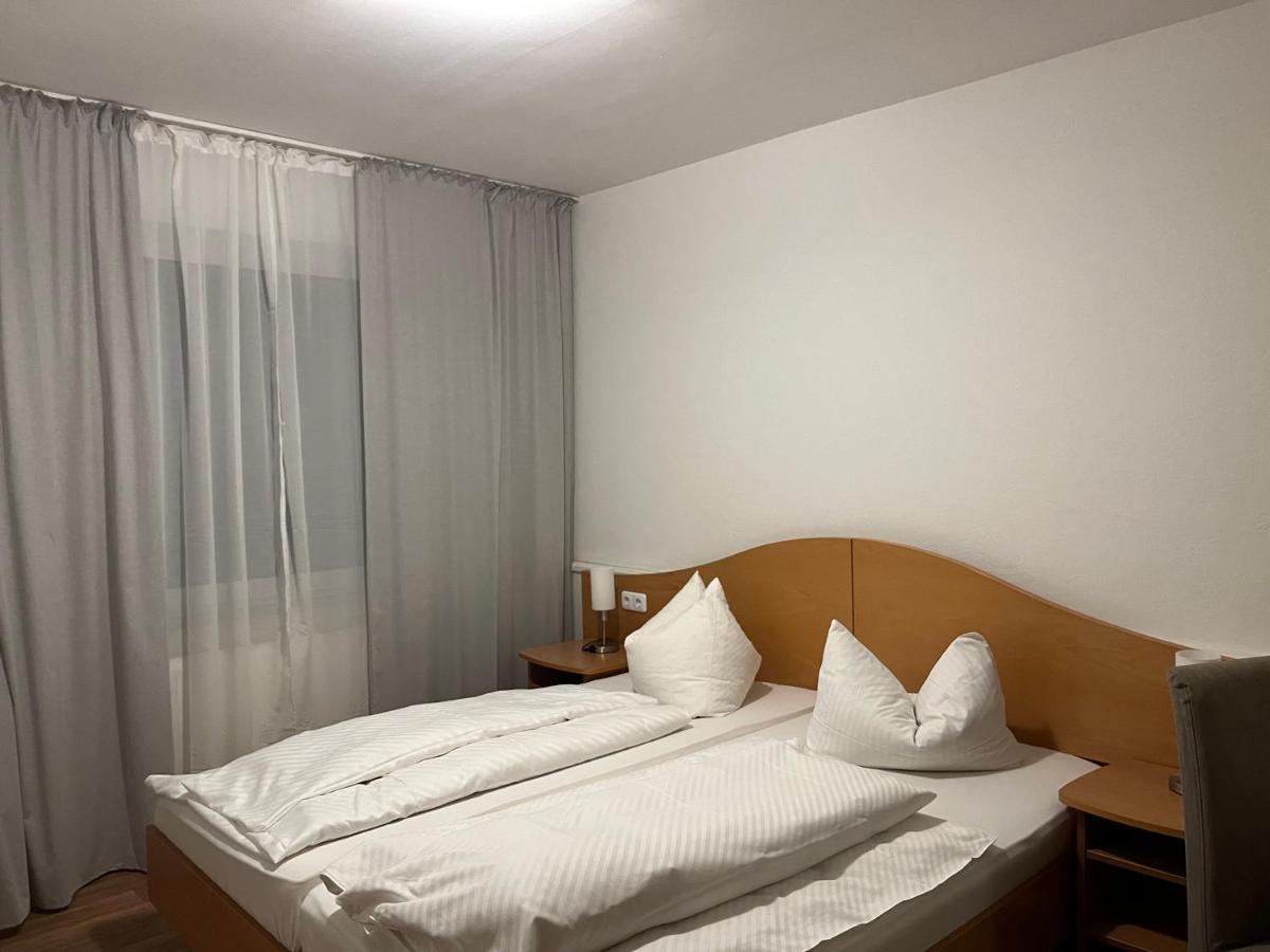 Hotel&Restaurant Rosenhof Bergen  Buitenkant foto